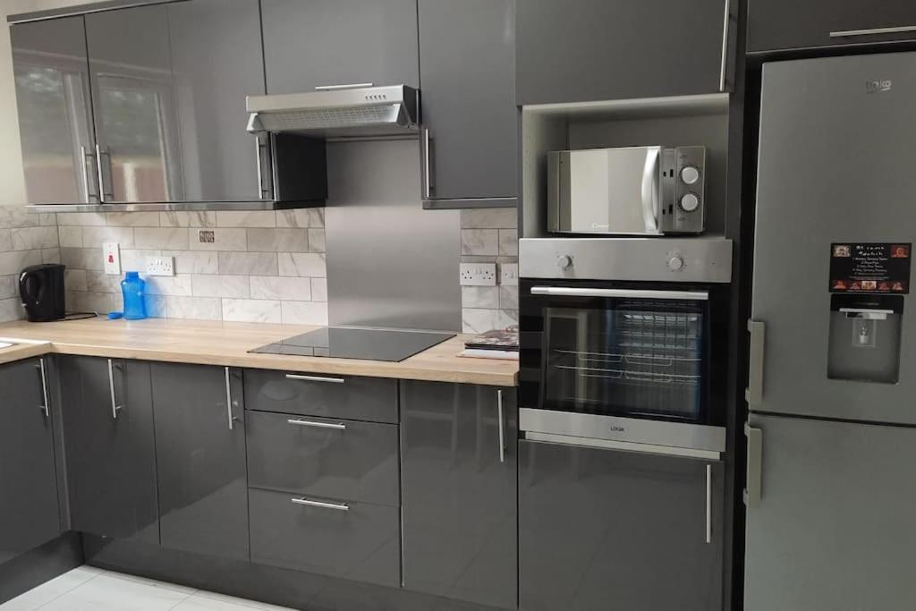 Studio With Private Kitchen Dublin Ngoại thất bức ảnh
